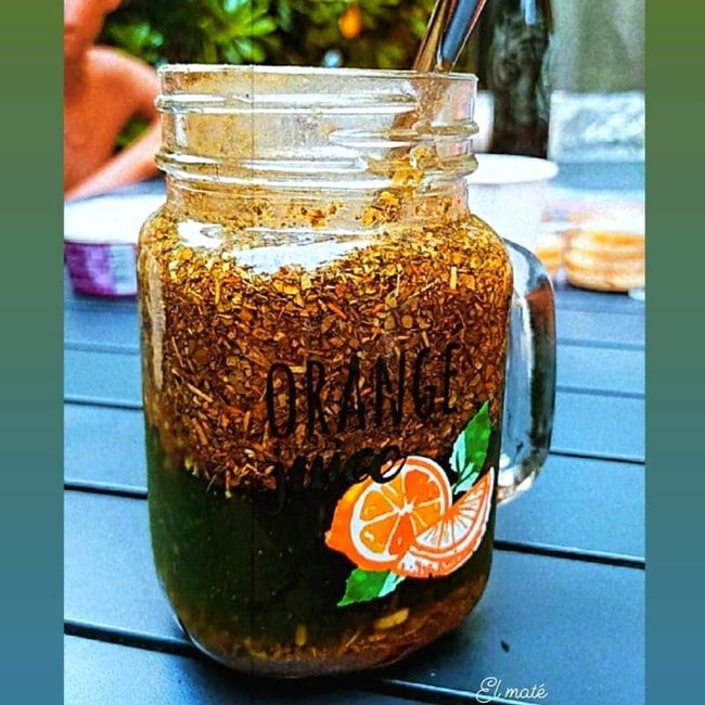 maté glacé avec une bombilla